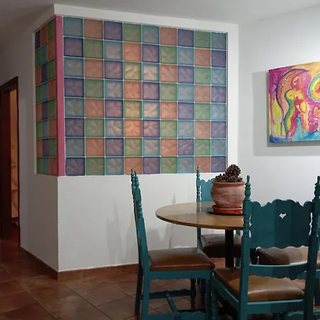 Esero Apartment *